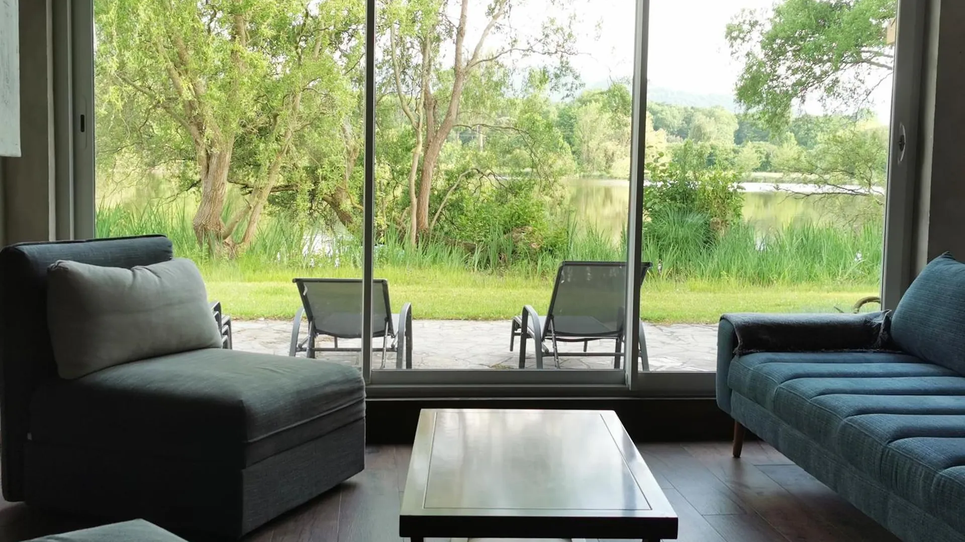 Vakantiehuis Les Pyrenees Au Bord De L'Eau, De 2 A 7 Personnes Villa Barbazan